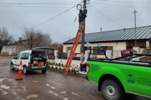 Neuquén amplió la red de fibra óptica en Piedra del Águila