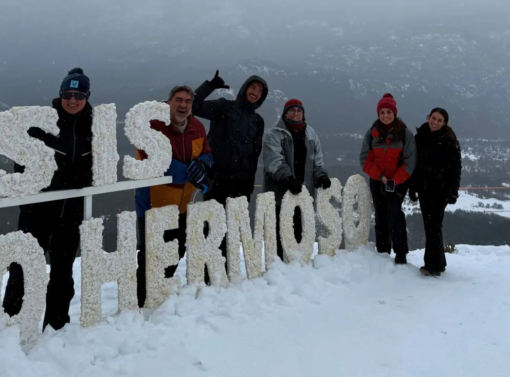 Creadores brasileños recorrieron la nieve neuquina
