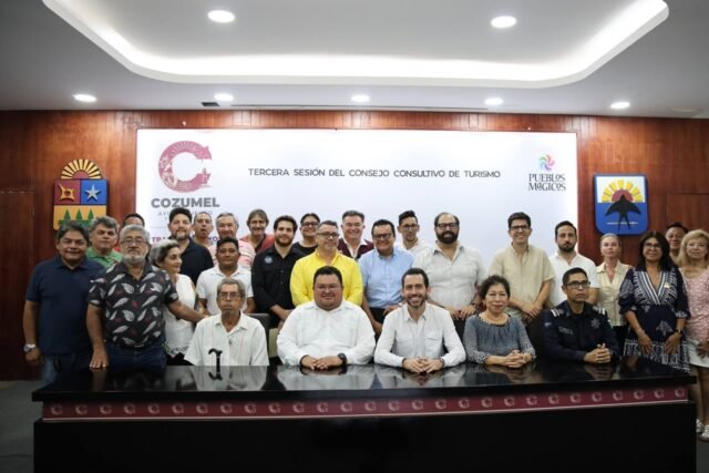 Cozumel: socializan con sectores de la comunidad mejoras del malecón