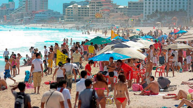 La amenaza a QRoo por sargazo: la mitad que viaja es por la playa