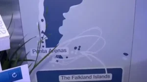 Argentina reclama a Uruguay por las Malvinas en el stand Británico