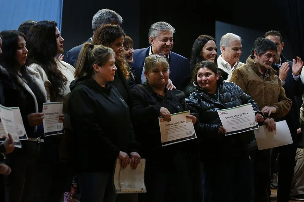 Neuquén Habita brinda seguridad jurídica a familias de Plaza Huincul