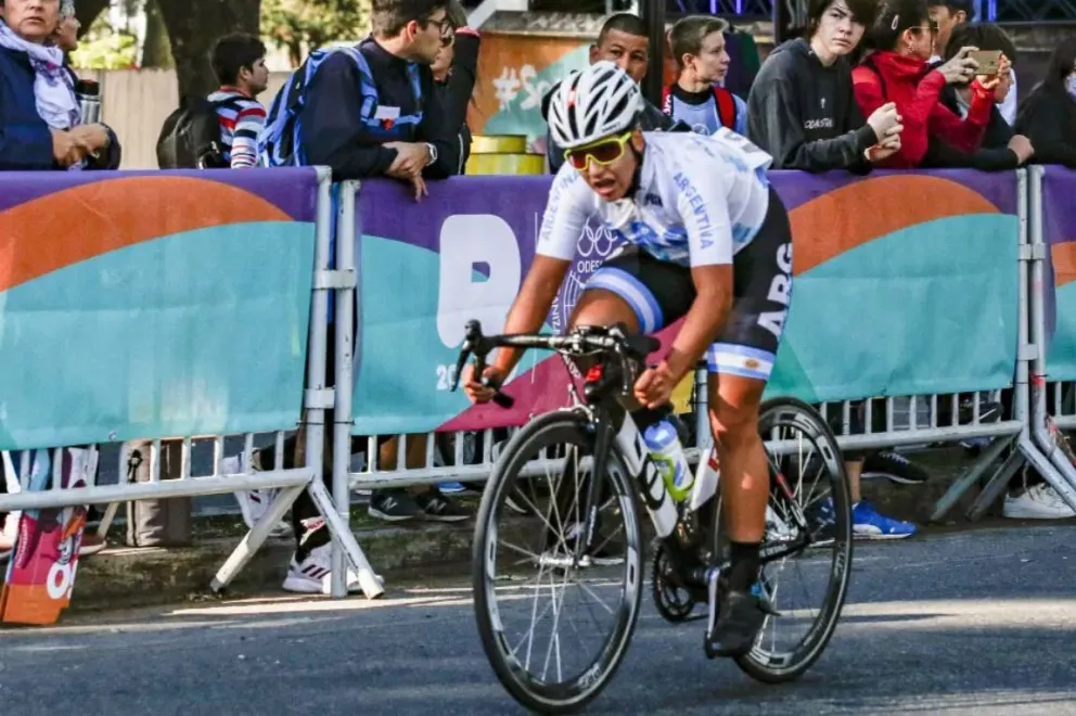 Abril Garzón, clave para que Argentina se quede con el oro en la prueba de ciclismo en ruta