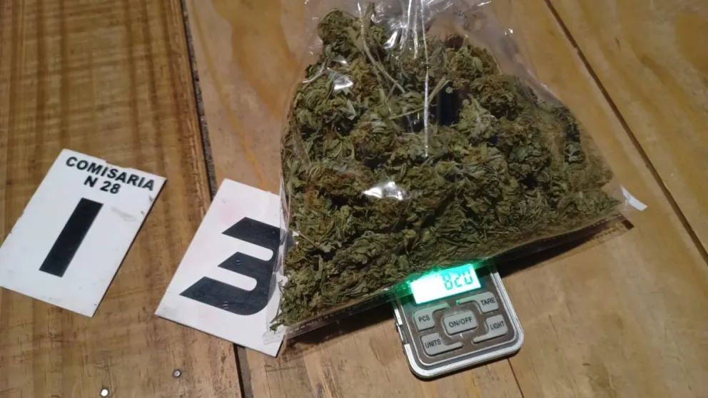 Secuestran drogas, herramientas y otros elementos durante un allanamiento