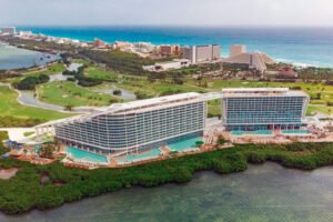 Cancún lastra las cuentas de 2026 de las grandes hoteleras foráneas