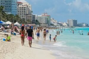 QRoo: resurge optimismo turístico y revelan enorme cifra de cruceros