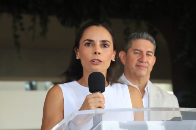 Cancún: alcaldesa elimina cobro de licencias de remodelación a hoteles