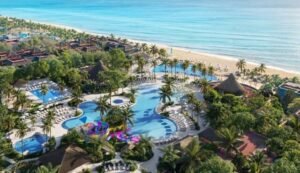 QRoo: Iberostar reabrirá en diciembre 2 hoteles tras renovación
