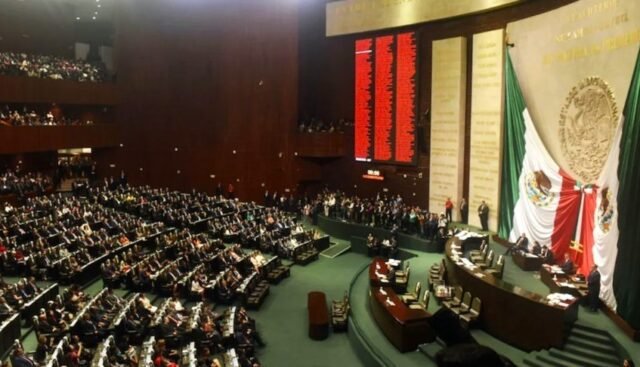 El Senado mexicano avala que el turismo financie a militares